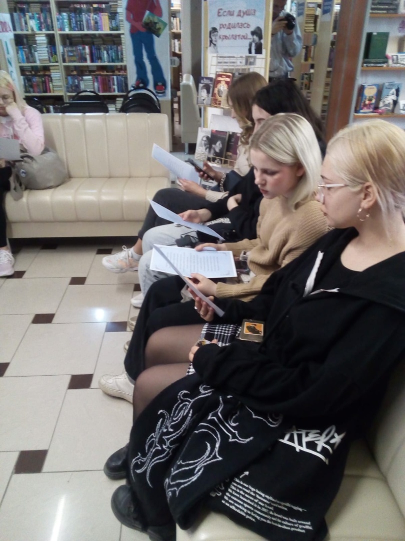 5feed7d7-c3c3-49bd-a7f2-645540448139.jpg